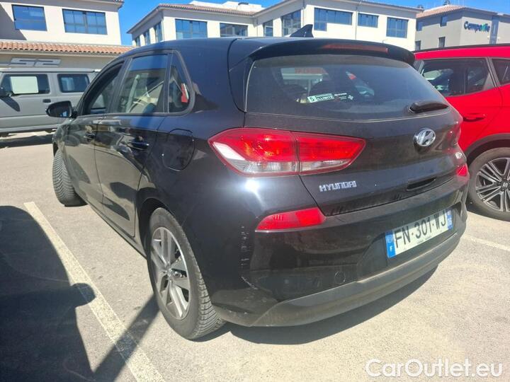 Hyundai  i30 1.6 CRDI 115 DCT-7 BUSINESS #2
