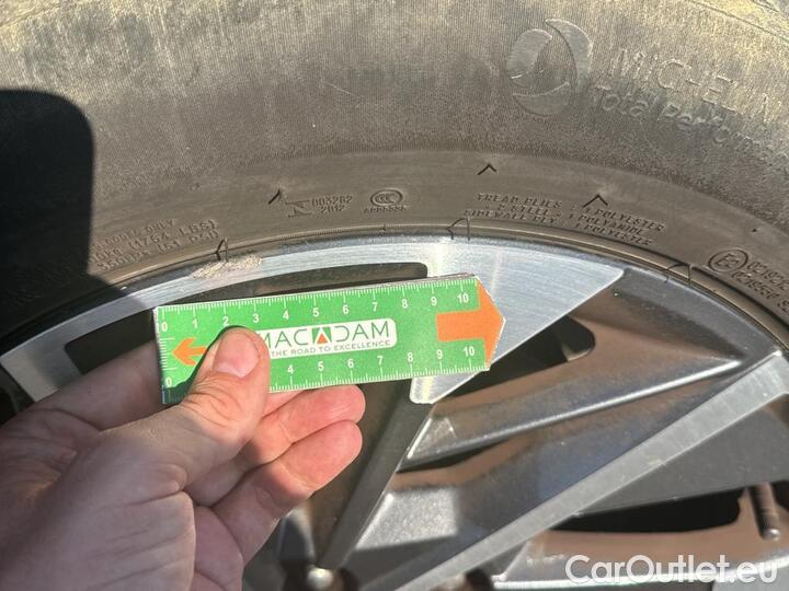 Hyundai  Tucson 1.6 CRDI 136 DCT-7 HYBRID 48V CREATIVE #32