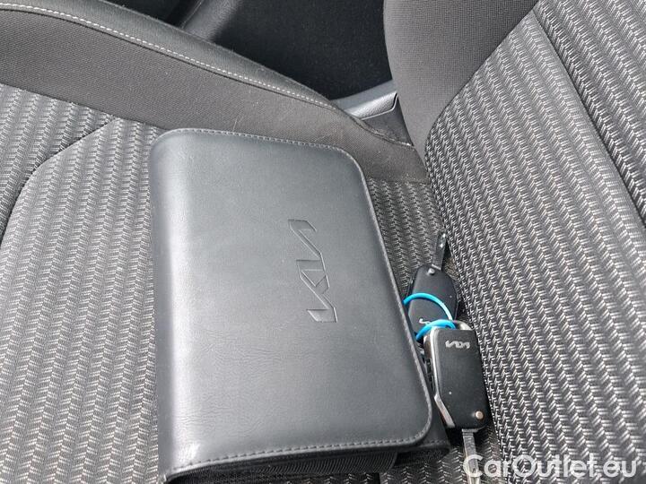 KIA  Cee'd 1.6 CRDI 136 ISG MHEV ACTIVE BUS DCT7 #6