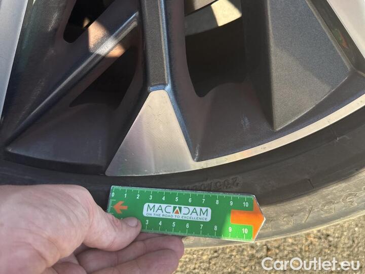 Hyundai  Tucson 1.6 CRDI 136 DCT-7 HYBRID 48V CREATIVE #62