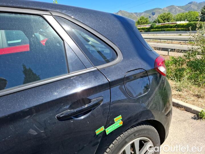 Hyundai  i30 1.6 CRDI 115 DCT-7 BUSINESS #50