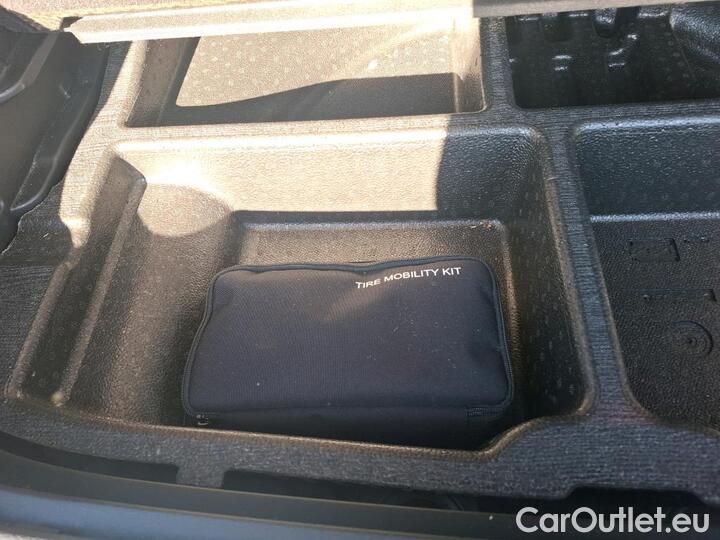 KIA  Sportage 1.6 T-GDI 230 HEV AUTO DESIGN #12