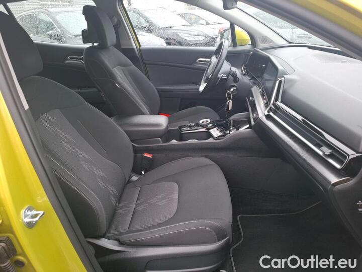 KIA  Sportage 1.6 T-GDI 230 HEV AUTO ACTIVE BUSIN #9