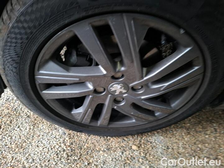 Peugeot  208 1.5 BLUEHDI 100 S&S ACTIVE BUS #30