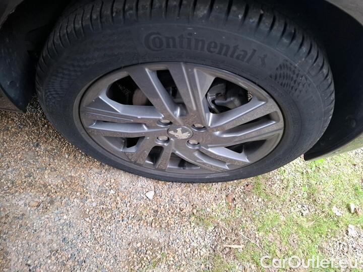 Peugeot  208 1.5 BLUEHDI 100 S&S ACTIVE BUS #39