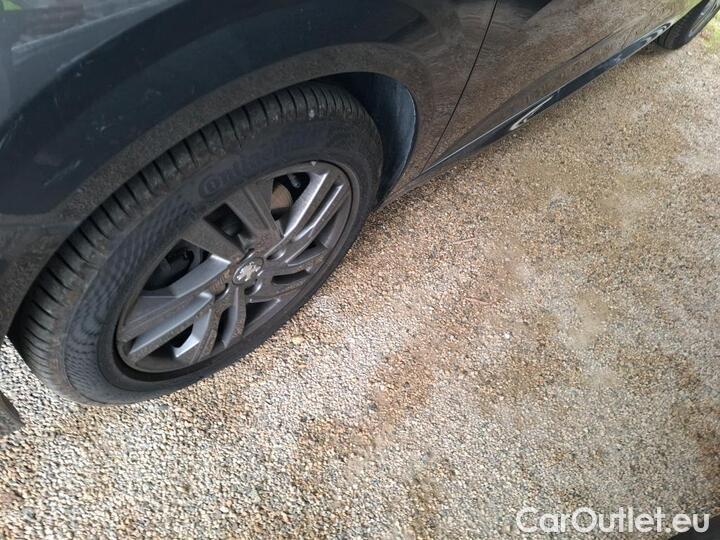 Peugeot  208 1.5 BLUEHDI 100 S&S ACTIVE BUS #41