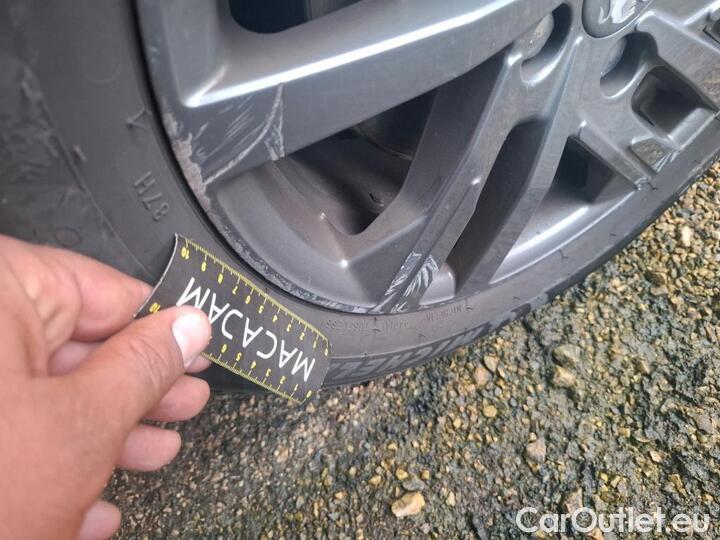 Peugeot  208 1.5 BLUEHDI 100 S&S ACTIVE BUS #22