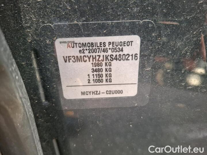 Peugeot  3008 1.5 BLUEHDI 130 S&S ACTIVE #8