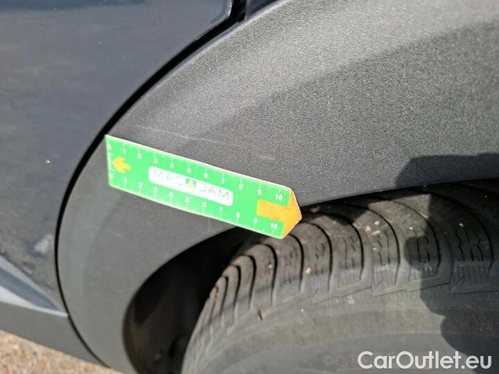 Peugeot  3008 1.5 BLUEHDI 130 S&S ACTIVE #31