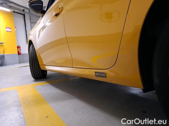 Peugeot  208 1.5 BLUEHDI 100 S&S ALLURE BUS #31