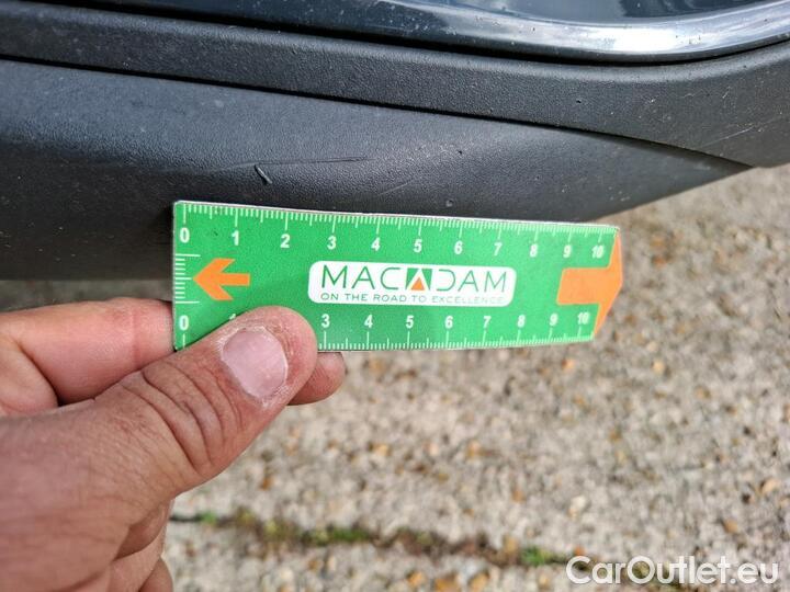 Peugeot  3008 1.5 BLUEHDI 130 S&S ACTIVE #33