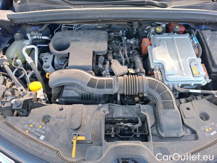 Renault  Captur 1.6 E-TECH 145 TECHNO #39
