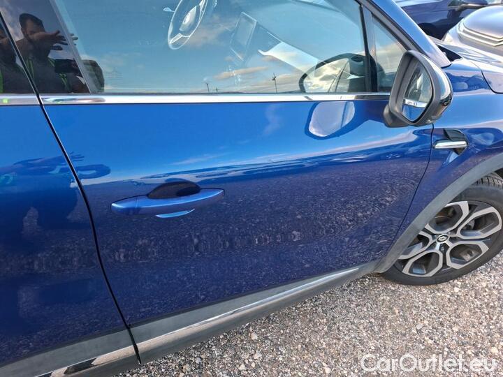 Renault  Captur 1.6 E-TECH 145 TECHNO #32