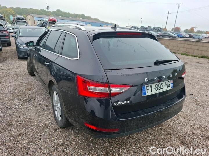 Skoda  Superb 2.0 TDI 122 DSG COMBI BUSINESS #2