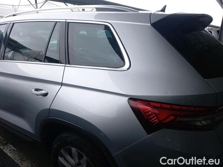 Skoda  Kodiaq 2.0 TDI 150 SCR DSG7 4WD STYLE #42