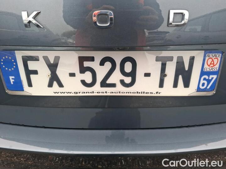 Skoda  Superb 2.0 TDI 120 DSG COMBI BUSINESS #5