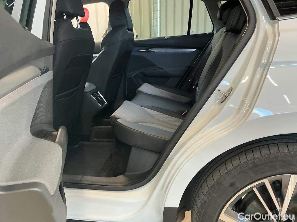 Skoda  ENYAQ iV80 Convenience Plus Drag #8