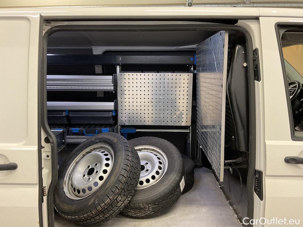 Volkswagen  Transporter T30 TDI 150 Aut LWB Drag Värmare #16