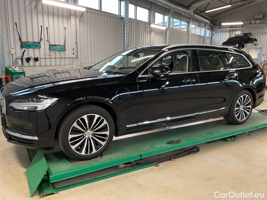 Volvo  V90 T6 Recharge 350 AWD Core Edt VOC Drag Skinn Kamera #3