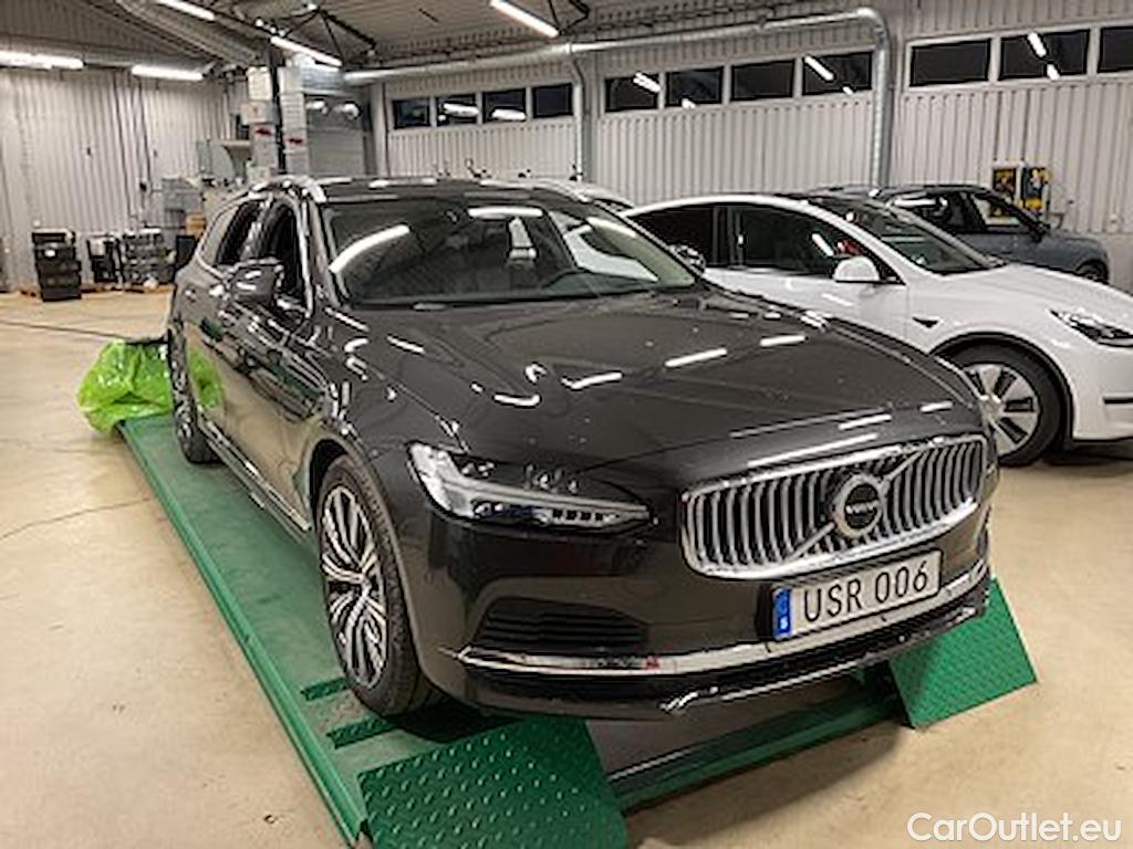 Volvo  V90 T8 Recharge 456 AWD Ultimate Bright VOC Drag Panorama Skinn #1