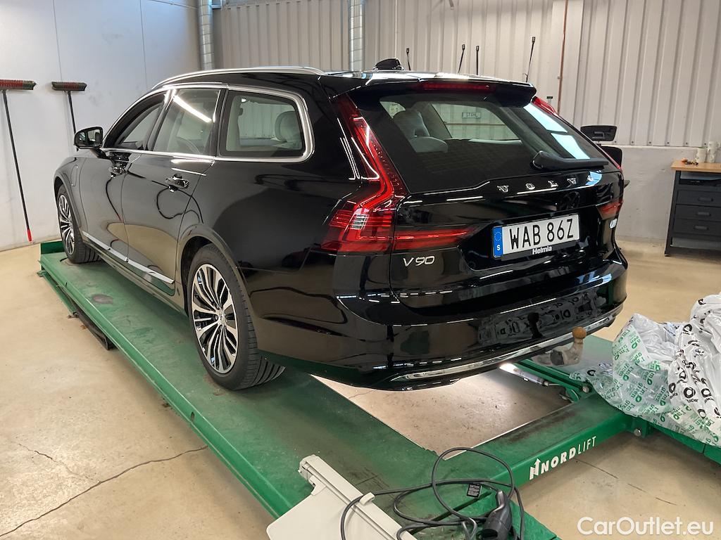 Volvo  V90 T6 Recharge 350 AWD Core Edt VOC Drag Skinn Kamera #4