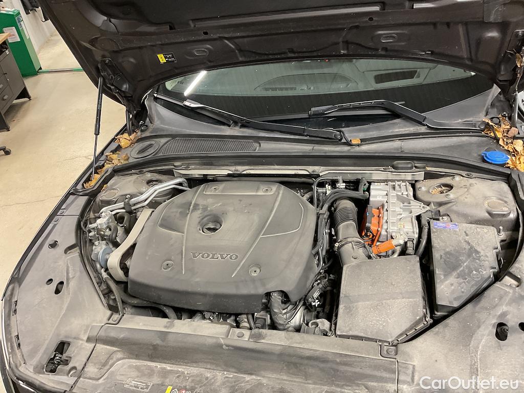Volvo  V90 T8 Recharge 456 AWD Ultimate Bright VOC Drag Panorama Skinn #14