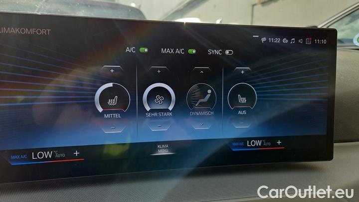 Bmw  Serie 3 320d xDrive Touring Automatic #14