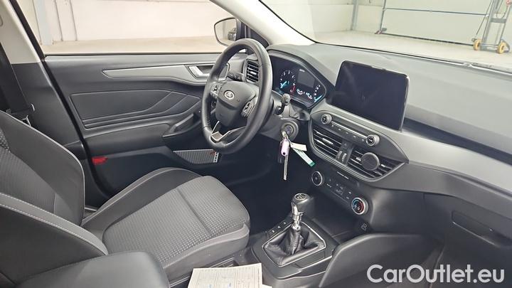 Ford  Focus 1,5 EcoBlue 88kW Cool & Connect Turnier #7