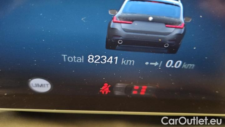 Bmw  Serie 3 318d Touring Auto #9