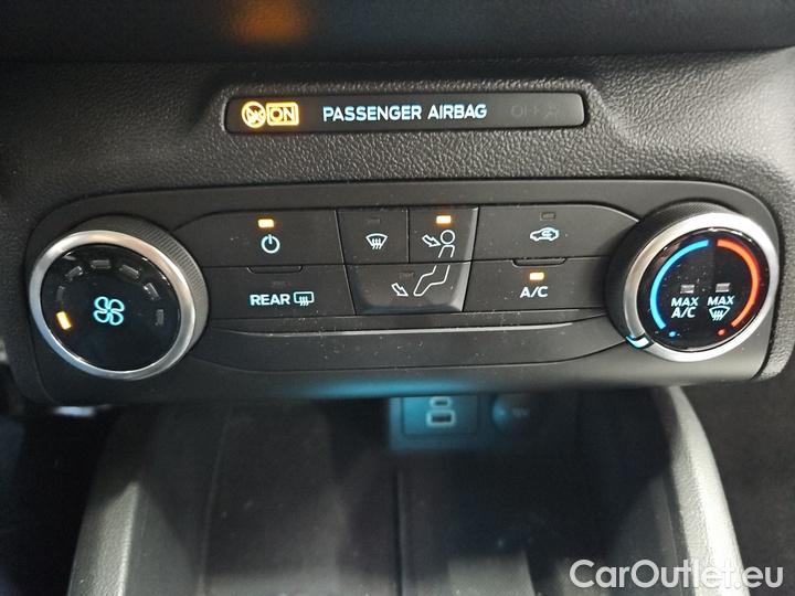 Ford  Focus 1,5 EcoBlue 88kW Cool & Connect Turnier #14