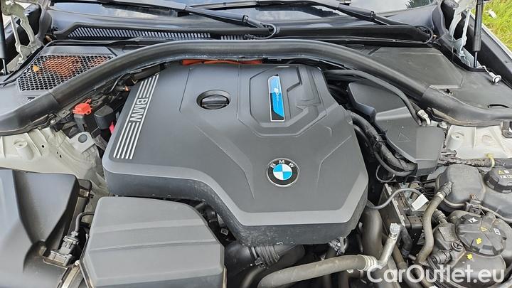 Bmw  Serie 3 320e Touring M Sport Automatic #11