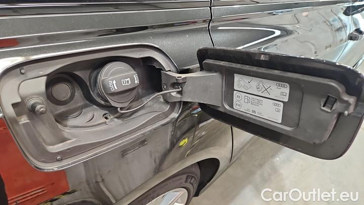 Audi  A6 55 TFSI e S tronic quattro sport #15