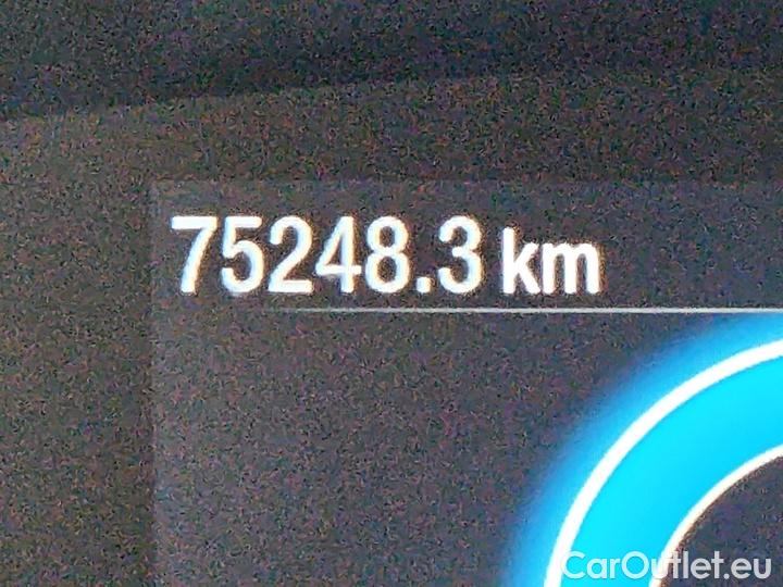 Ford  Focus 1,5 EcoBlue 88kW Cool & Connect Turnier #9