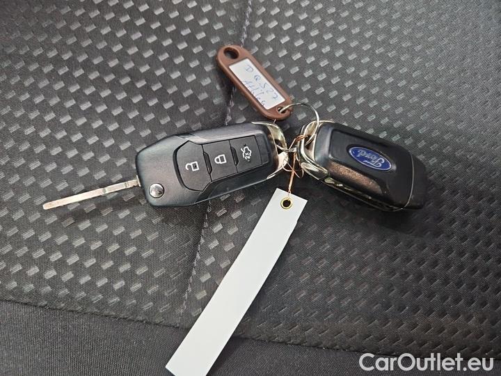 Ford  Focus 1,5 EcoBlue 88kW Cool & Connect Turnier #12