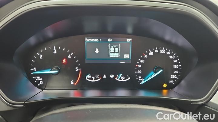 Ford  Focus 1,5 EcoBlue 88kW Cool & Connect Turnier #5