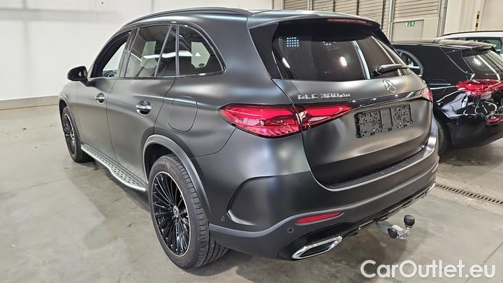 Mercedes  GLC  300 de 4MATIC Autom. #3