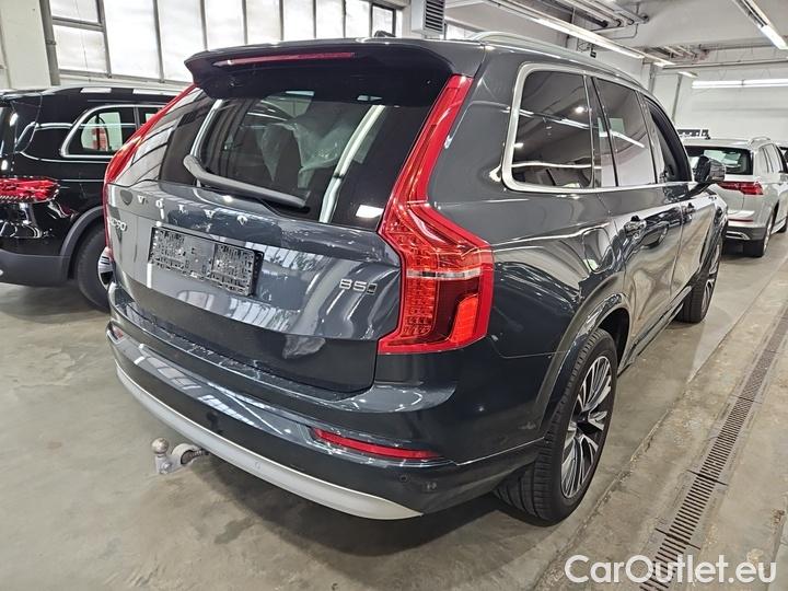 Volvo  XC90 B5 D AWD Geartronic Momentum Pro #4