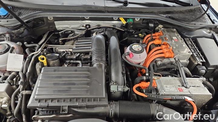 Volkswagen  Passat 1.4 TSI DSG GTE Variant #11