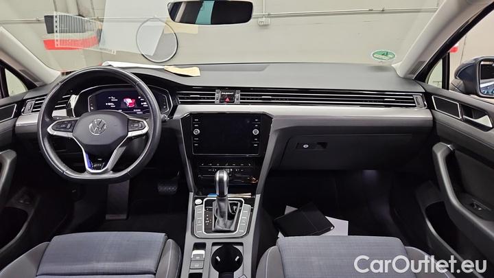Volkswagen  Passat 1.4 TSI DSG GTE Variant #6