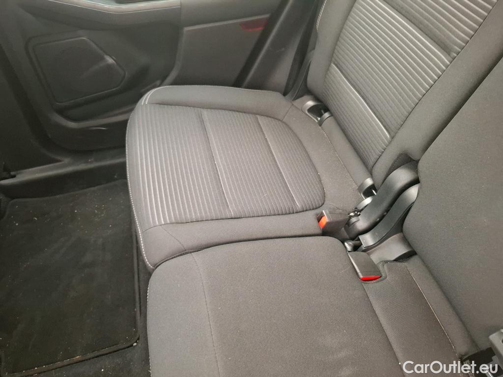 Ford  Kuga FORD  / 2019 / 5P / SUV 2.5 190 hybrid Flexifuel Pshift Titanium #33