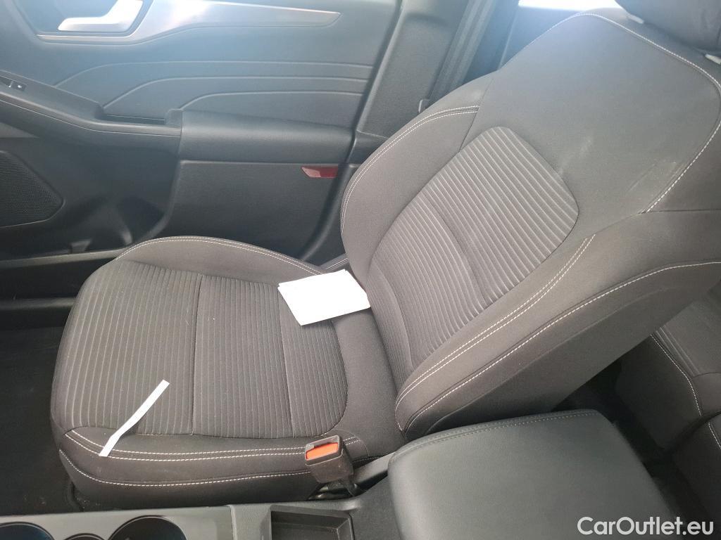 Ford  Kuga FORD  / 2019 / 5P / SUV 2.5 190 hybrid Flexifuel Pshift Titanium #38