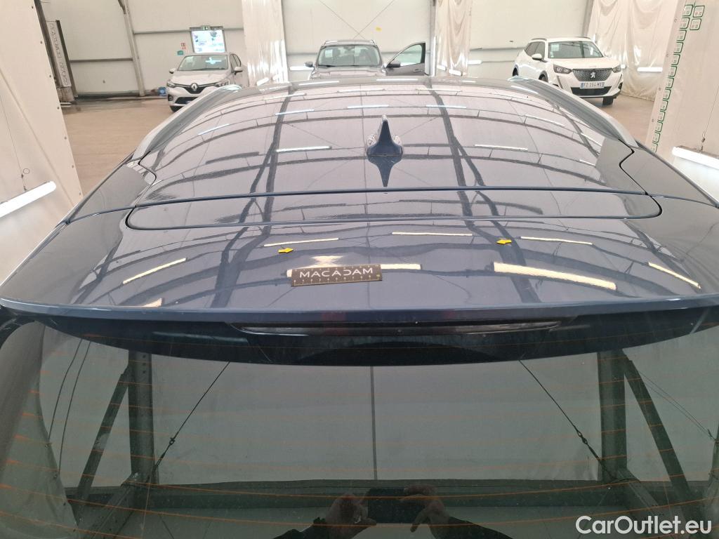 Ford  Kuga FORD  / 2019 / 5P / SUV 2.5 190 hybrid Flexifuel Pshift Titanium #19