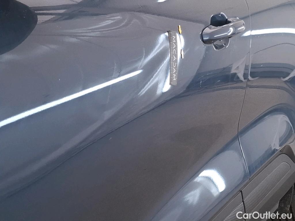Ford  Kuga FORD  / 2019 / 5P / SUV 2.5 190 hybrid Flexifuel Pshift Titanium #25