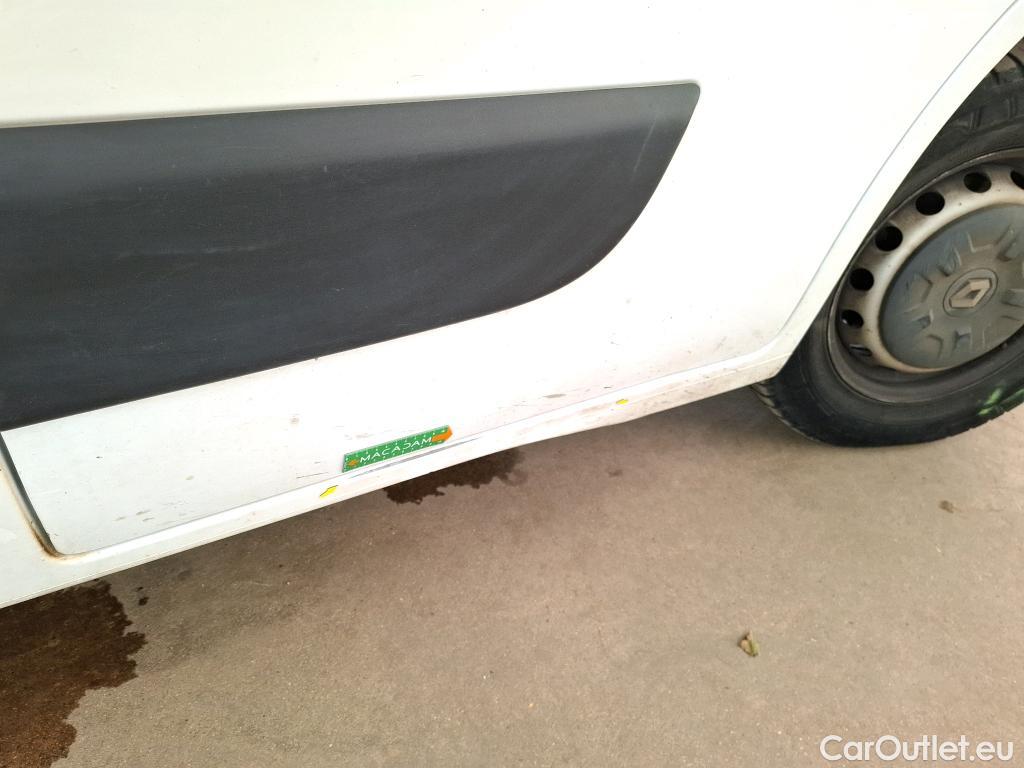 Renault  Master  III Fourgon L2H2 3 5 Grand Confort dCi 130CV BVM6 E6 #7
