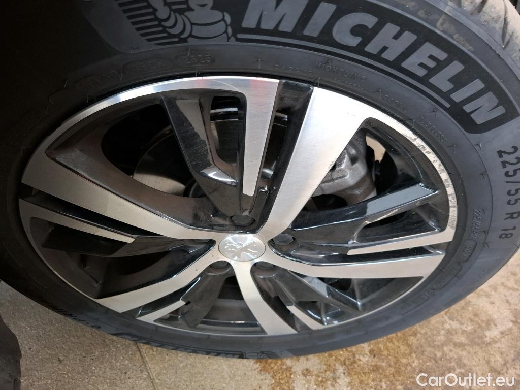  Peugeot  5008  GT Line 1.2 PureTech 130CV BVA8 E6d #14