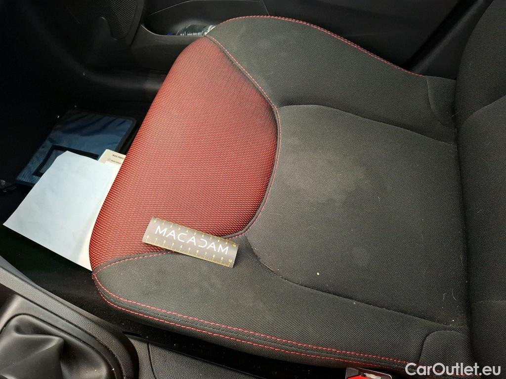 Renault  Clio  IV Air 1.5 dCi 75CV BVM5 E6 #14