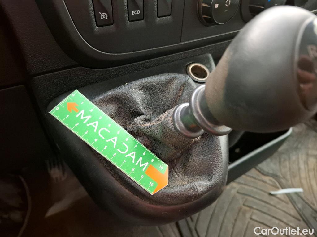 Renault  Master  III Fourgon L2H2 3 5 Grand Confort dCi 130CV BVM6 E6 #25