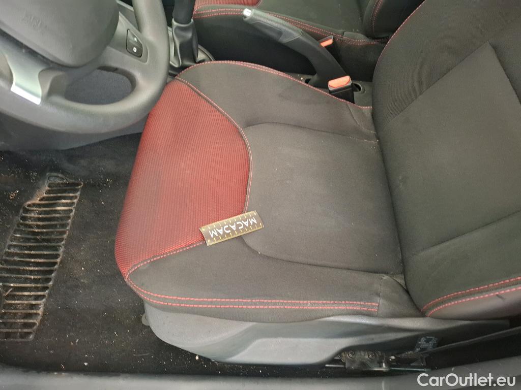 Renault  Clio  IV Air 1.5 dCi 75CV BVM5 E6 #15
