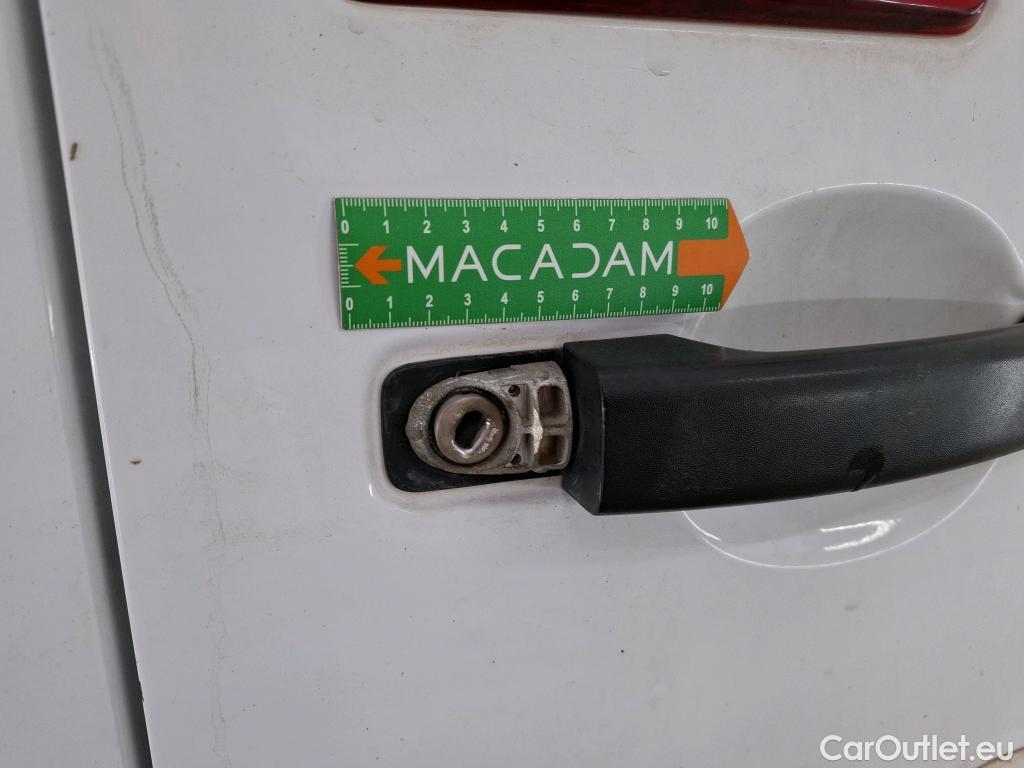 Renault  Master  III Fourgon L2H2 3 5 Grand Confort dCi 130CV BVM6 E6 #12