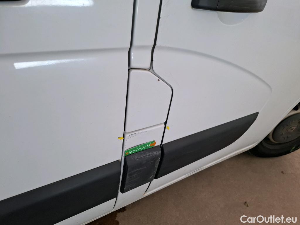 Renault  Master  III Fourgon L2H2 3 5 Grand Confort dCi 130CV BVM6 E6 #18